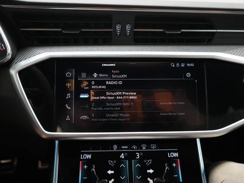 Used 2022 Audi RS 6 image 81