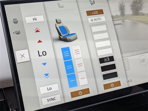 New 2025 Land Rover Range Rover Sport SE image 16