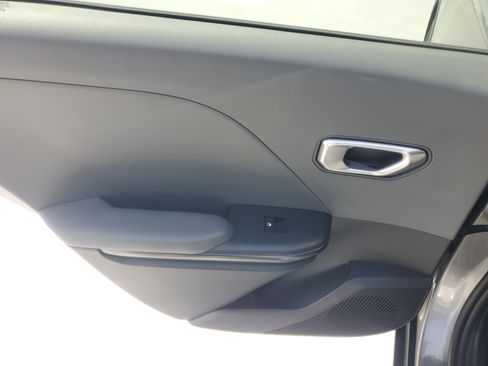 Used 2025 Kia K4 FWD image 13