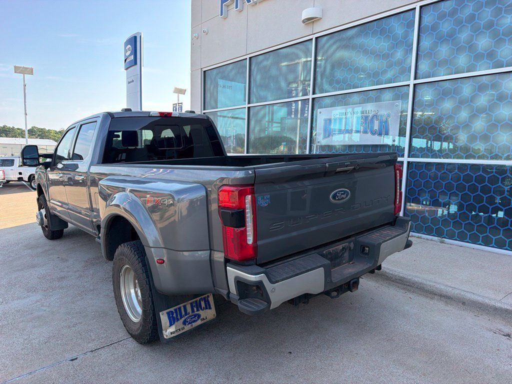 Used 2023 Ford F350 Lariat w/ Lariat Ultimate Package AWD/4WD image 7