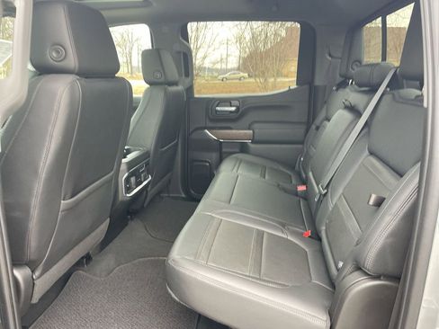 Used 2021 GMC Sierra 1500 Denali w/ Denali Ultimate Package AWD/4WD image 13