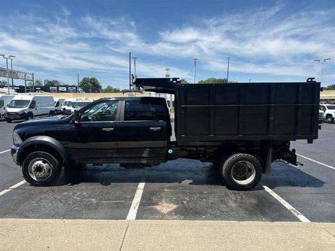 Used 2018 RAM 5500 SLT w/ Quick Order Package 29G SLT AWD/4WD image 5