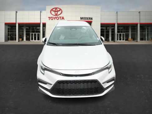 New 2026 Toyota Corolla SE image 3