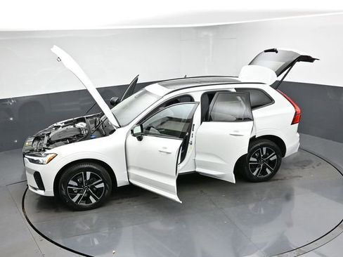 New 2026 Volvo XC60 B5 Core w/ Climate Package image 51