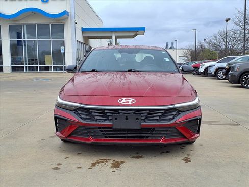 Used 2025 Hyundai Elantra Sport image 23
