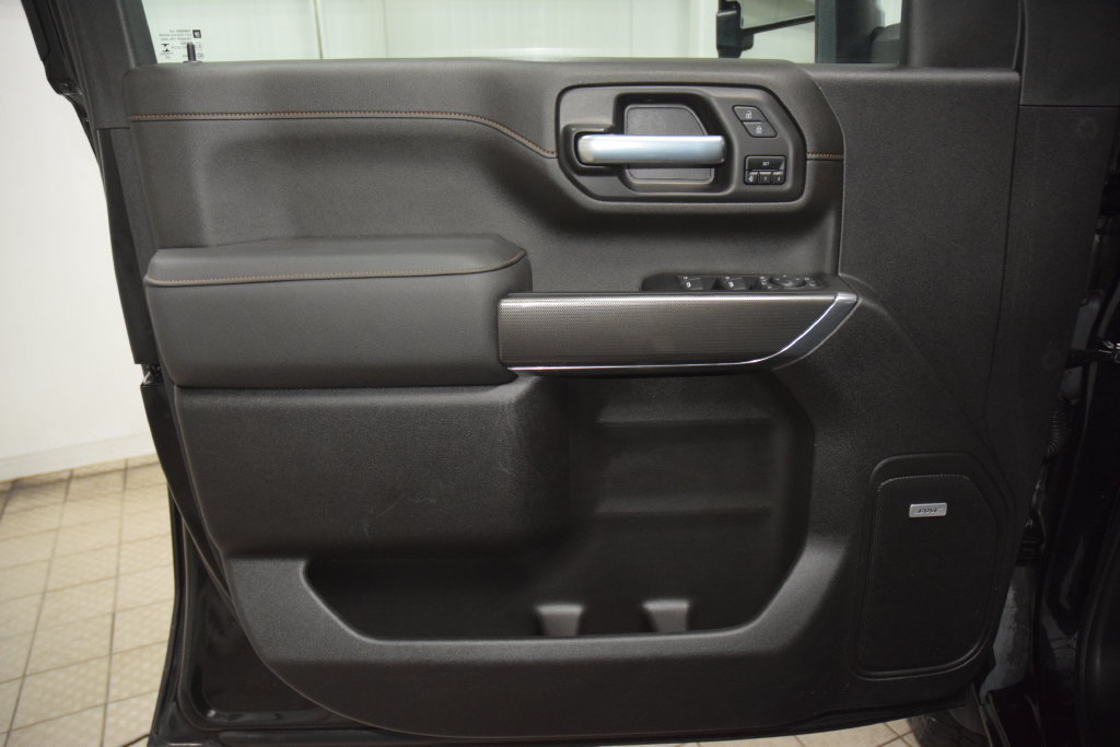 Used 2022 GMC Sierra 2500 AT4 w/ AT4 Premium Plus Package AWD/4WD image 54