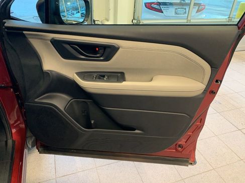 Certified 2025 Subaru Forester Premium image 23