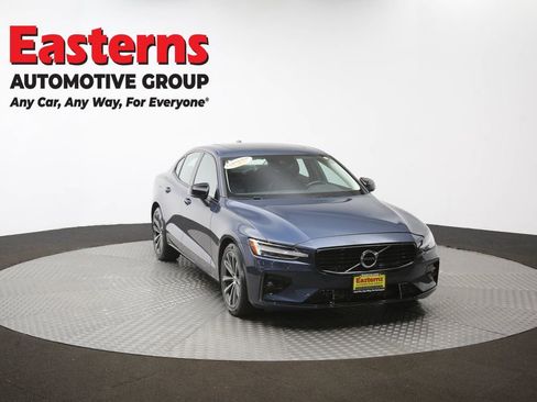 Used 2022 Volvo S60 B5 Momentum AWD/4WD image 50