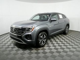 Certified 2025 Volkswagen Atlas Cross Sport SE video 2