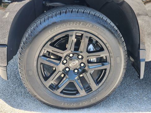 Used 2023 Chevrolet Silverado 1500 Custom w/ Rally Edition RWD image 28