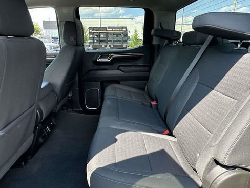 Used 2023 Chevrolet Silverado 1500 LT AWD/4WD image 21