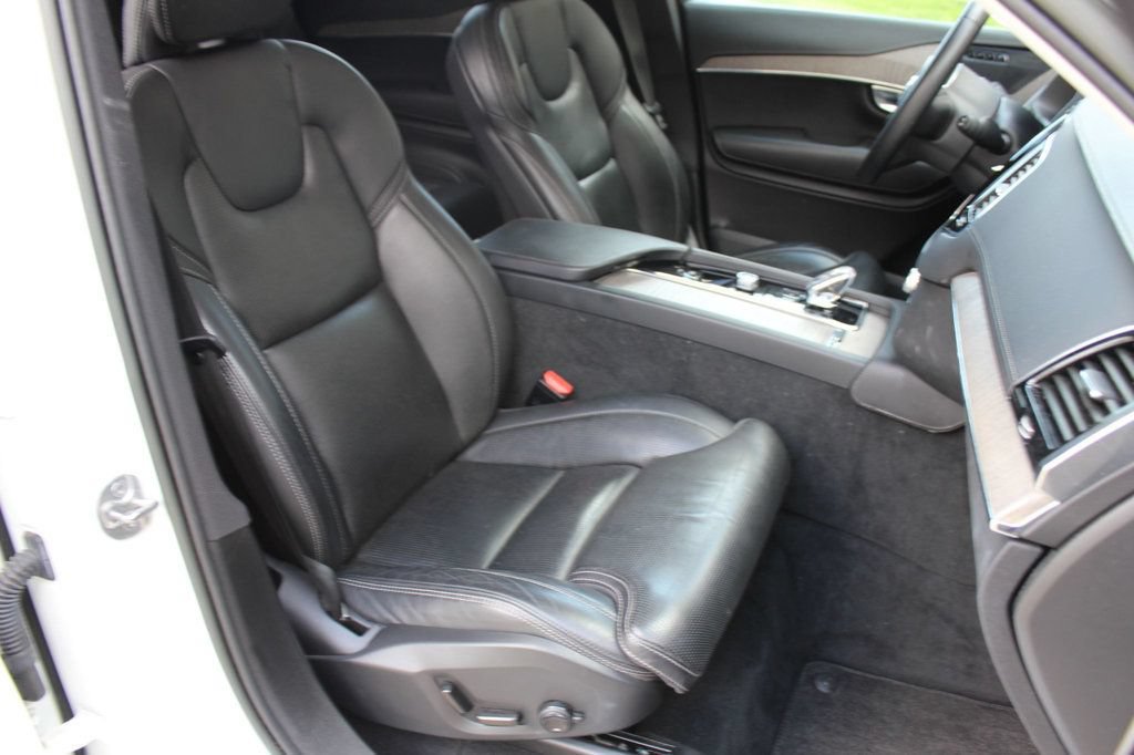 Used 2023 Volvo XC90 B6 Ultimate AWD/4WD image 26