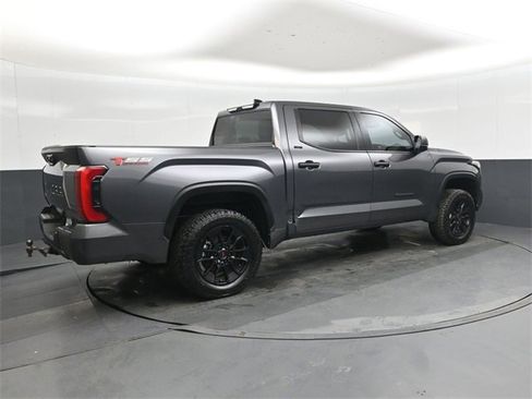 Used 2022 Toyota Tundra SR5 image 4