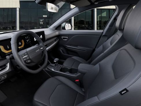 New 2026 Kia K4 EX FWD image 17