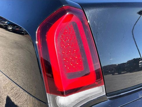 Used 2021 Chrysler 300 S image 20