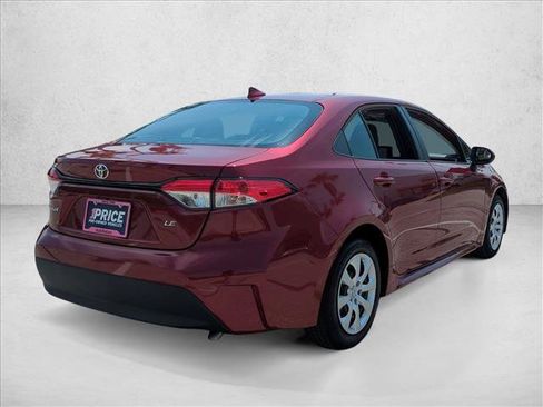 Used 2024 Toyota Corolla LE FWD image 5