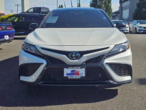 Used 2024 Toyota Camry XSE FWD image 8