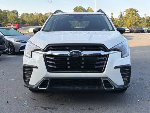 Used 2024 Subaru Ascent Touring AWD/4WD image 8