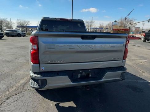 Used 2023 Chevrolet Silverado 1500 Custom AWD/4WD image 7