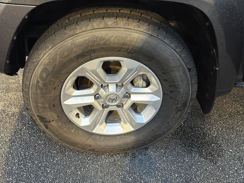 Certified 2023 Toyota 4Runner SR5 Premium w/ Moonroof Package image 29