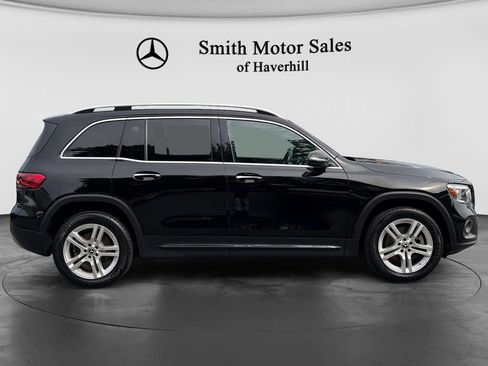 Used 2021 Mercedes-Benz GLB 250 4MATIC image 6