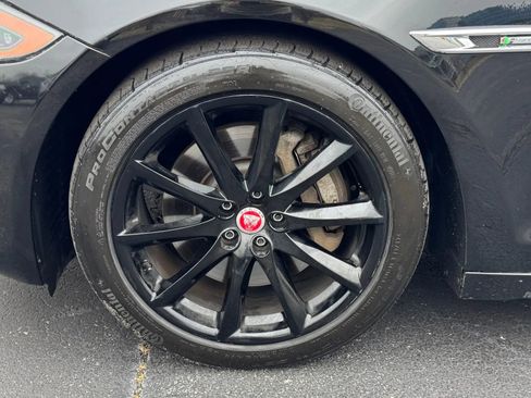 Used 2016 Jaguar XJ R-Sport image 28