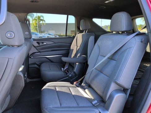 Used 2025 Chevrolet Traverse LT w/ Midnight/Sport Edition image 30