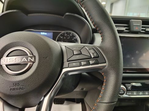 New 2025 Nissan Versa SR w/ Trunk Package image 16