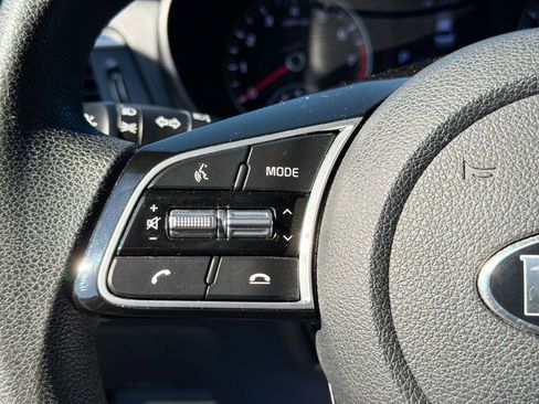 Used 2020 Kia Optima LX FWD image 24