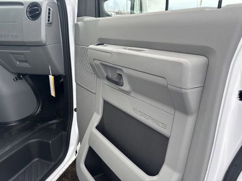 New 2025 Ford E-350 and Econoline 350 Super Duty w/ Power Equipment Group image 22