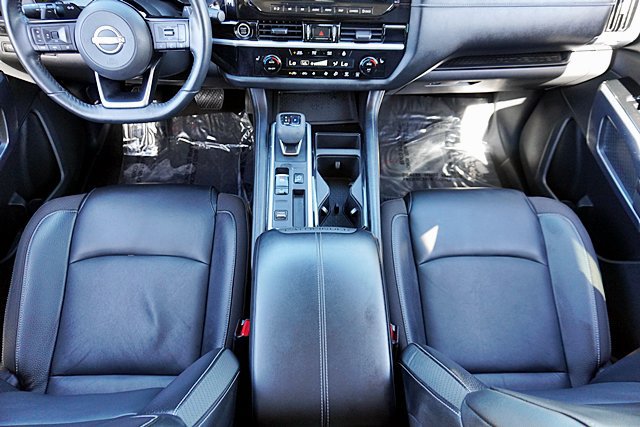 Used 2022 Nissan Pathfinder SL w/ SL Premium Package FWD image 34