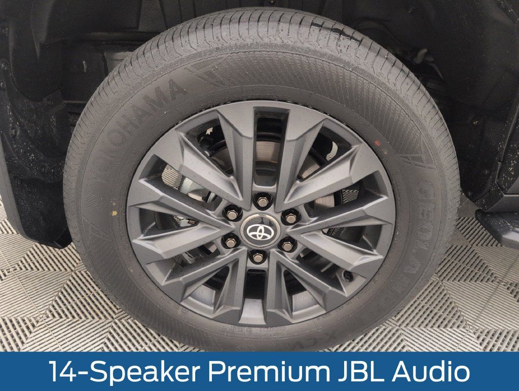 Used 2026 Toyota Land Cruiser w/ Premium Package AWD/4WD image 20
