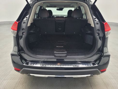 Used 2018 Nissan Rogue SL w/ Premium Package FWD image 29