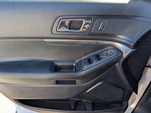 Used 2019 Ford Explorer 4WD Police Interceptor image 30