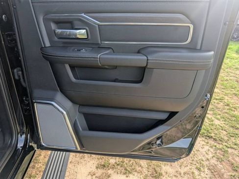 New 2026 RAM 3500 Laramie AWD/4WD image 30