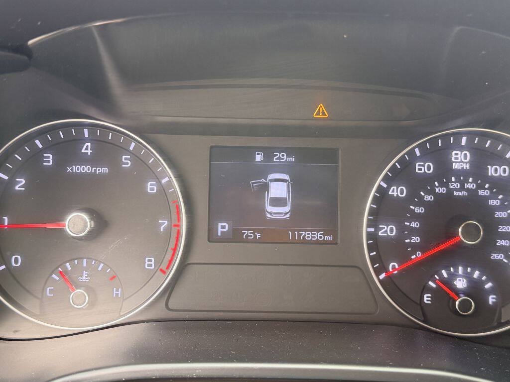 Used 2021 Kia Forte LXS FWD image 15