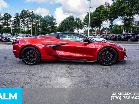 Used 2026 Chevrolet Corvette Z06 RWD image 10
