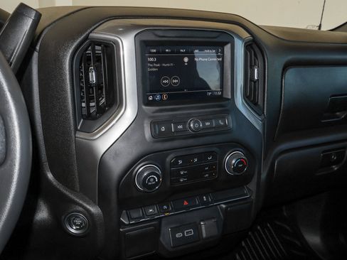 Used 2022 Chevrolet Silverado 1500 W/T w/ WT Value Package AWD/4WD image 30