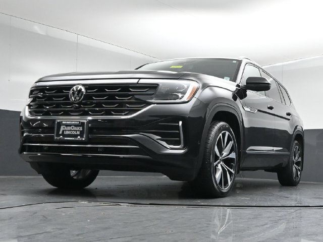 Used 2024 Volkswagen Atlas SEL Premium R-Line AWD/4WD image 37