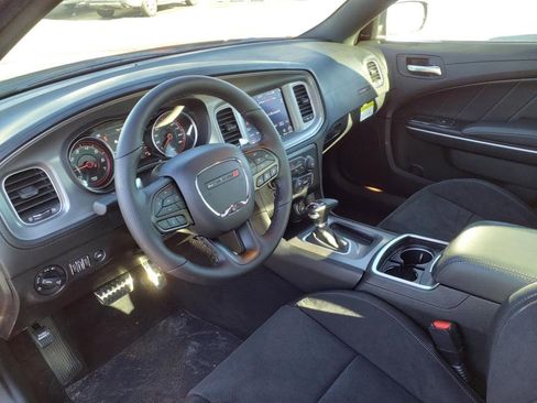 New 2023 Dodge Charger Scat Pack w/ Plus Group image 8