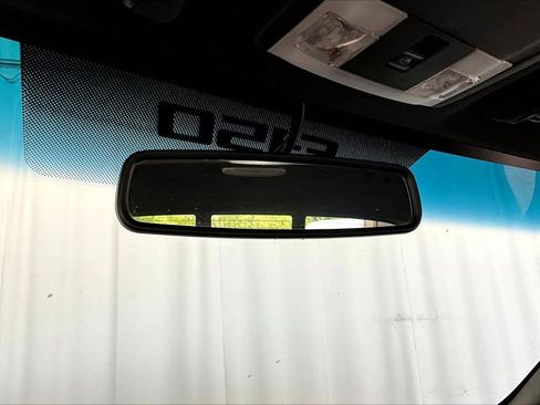 Used 2010 Ford F150 Raptor image 17