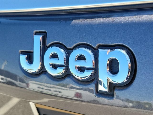 Used 2023 Jeep Compass Limited AWD/4WD image 8