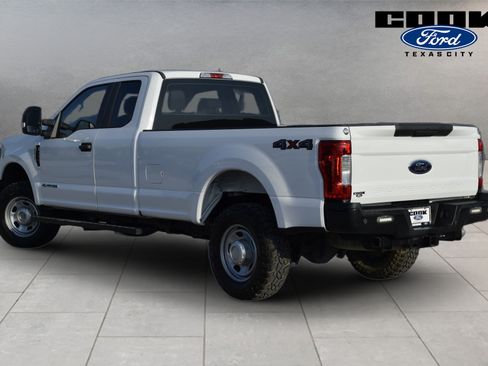 Used 2019 Ford F350 XL w/ Power Equipment Group AWD/4WD image 3