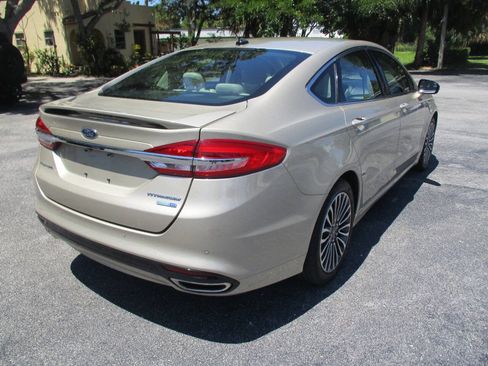 Used 2017 Ford Fusion Titanium AWD/4WD image 8