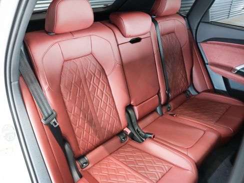 New 2025 Audi SQ5 Prestige image 11