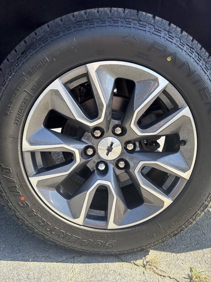Used 2021 Chevrolet Silverado 1500 RST AWD/4WD image 27