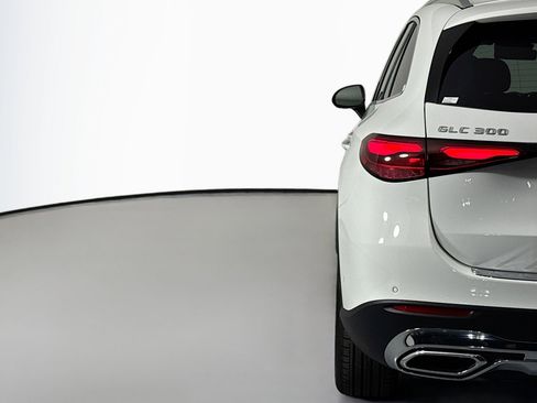 New 2026 Mercedes-Benz GLC 300 image 14