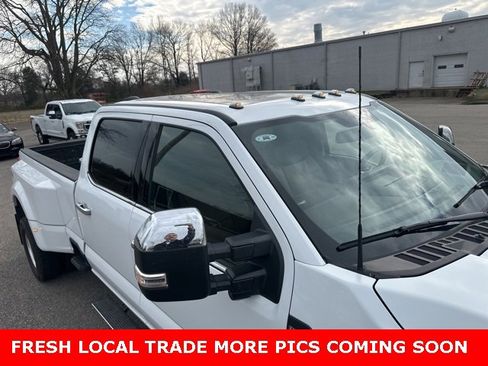 Used 2024 Ford F350 King Ranch w/ Chrome Package image 4