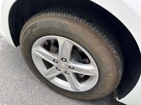 Used 2025 Chevrolet Malibu LS FWD image 10