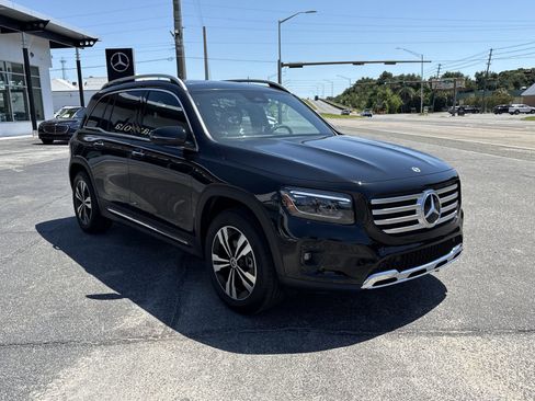 New 2026 Mercedes-Benz GLB 250 image 7